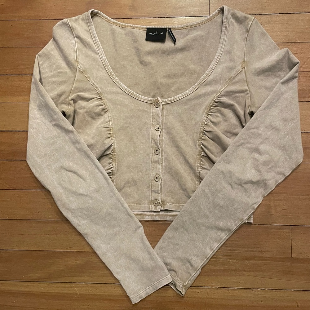 Urban Outfitters Tan Long Sleeve Button-Up Top. Size 6. Like new.